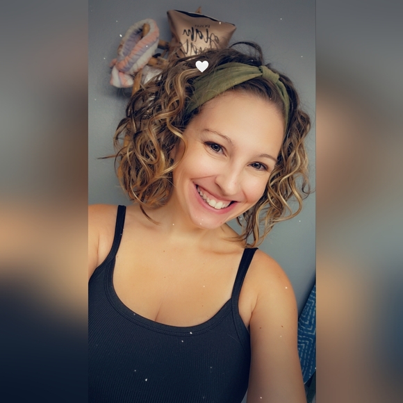 Meet your Posher, Jackie - Picture 12 of 16